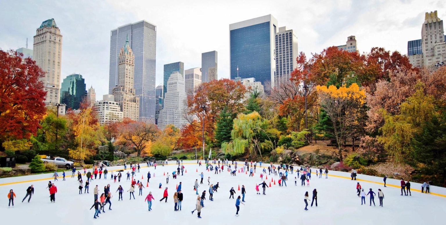 Fotografía de archivo cedida por New York City Tourism (NYC Tourism) donde se muestra la pista de patinaje de Central Park en Nueva York, donde Sara y Jonathan, los protagonistas de 'Serendipity' ('Señales de amor') se confiesan su amor. EFE/NYC Tourism /SOLO USO EDITORIAL /NO VENTAS /SOLO DISPONIBLE PARA ILUSTRAR LA NOTICIA QUE ACOMPAÑA /CRÉDITO OBLIGATORIO