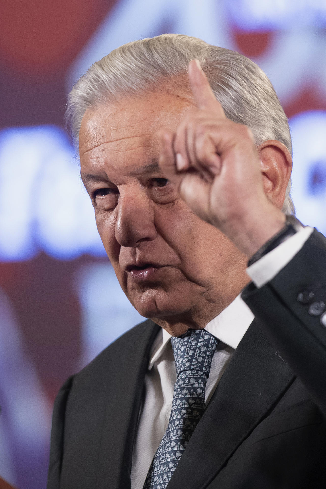 El presidente de México, Andrés Manuel López Obrador, habla durante su conferencia de prensa matutina hoy, en el Palacio Nacional de Ciudad de México (México). EFE/ Isaac Esquivel