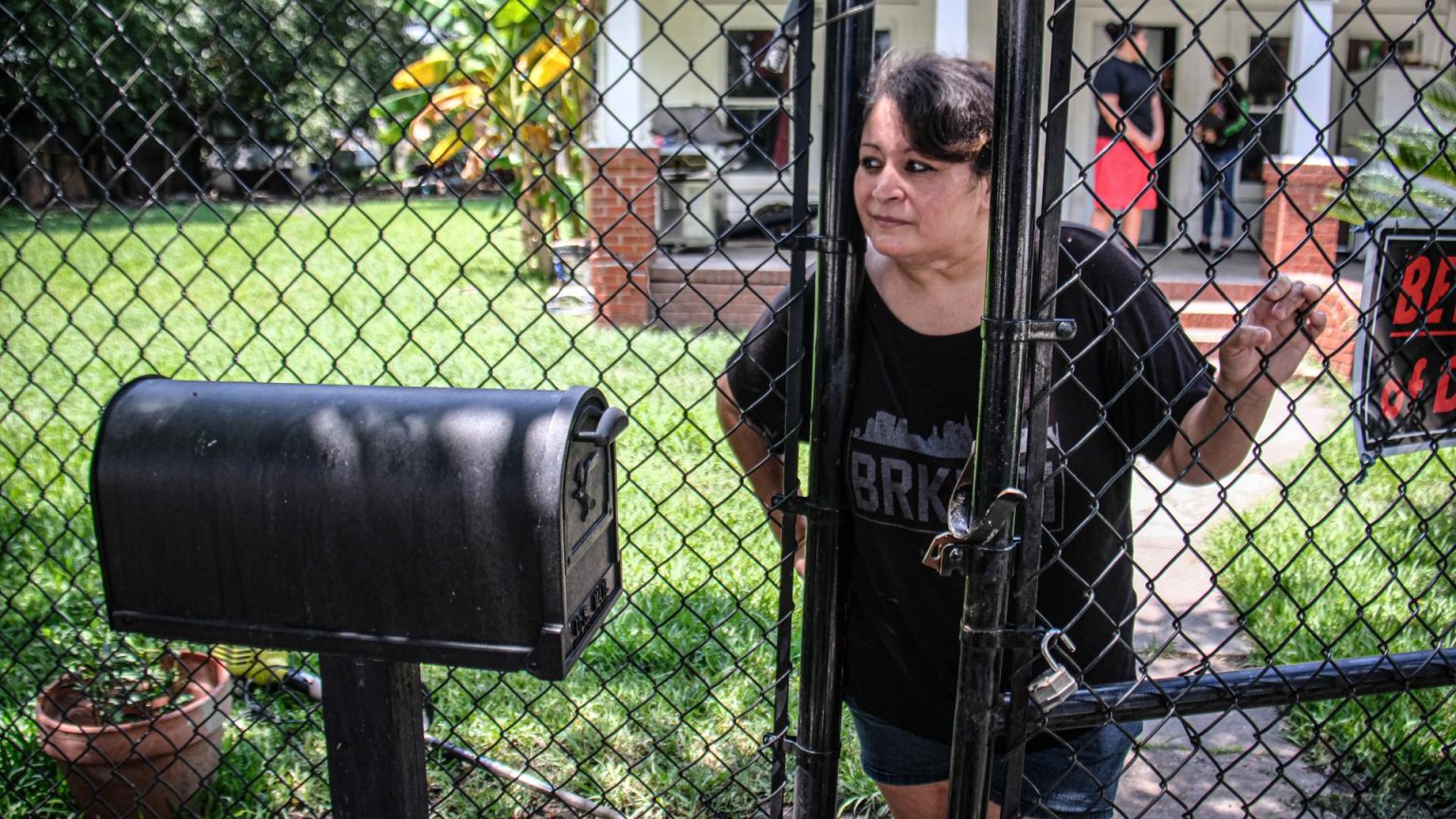 A finales de diciembre la organización nacional Green Latinos, que aboga por políticas y programas para fomentar la justicia ambiental, otorgó un fondo de 15.000 dólares a Corazón Latino para impulsar programas relacionados con la preservación del medioambiente que beneficien a la comunidad latina, entre ellos ‘Familias Verdes’. Fotografía de archivo. EFE/Alicia L. Pérez