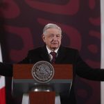 El presidente de México Andrés Manuel López Obrador, habla durante su conferencia de prensa matutina hoy, en el Palacio Nacional de la Ciudad de México (México). EFE/Isaac Esquivel