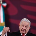 El Presidente de México, Andrés Manuel López Obrador, participa durante una rueda de prensa matutina en Palacio Nacional en Ciudad de México (México). EFE/Sáshenka Gutiérrez