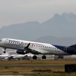 Fotografía de archivo de un avión de Aeroméxico en el Aeropuerto Internacional de Ciudad de México (México). EFE/José Méndez