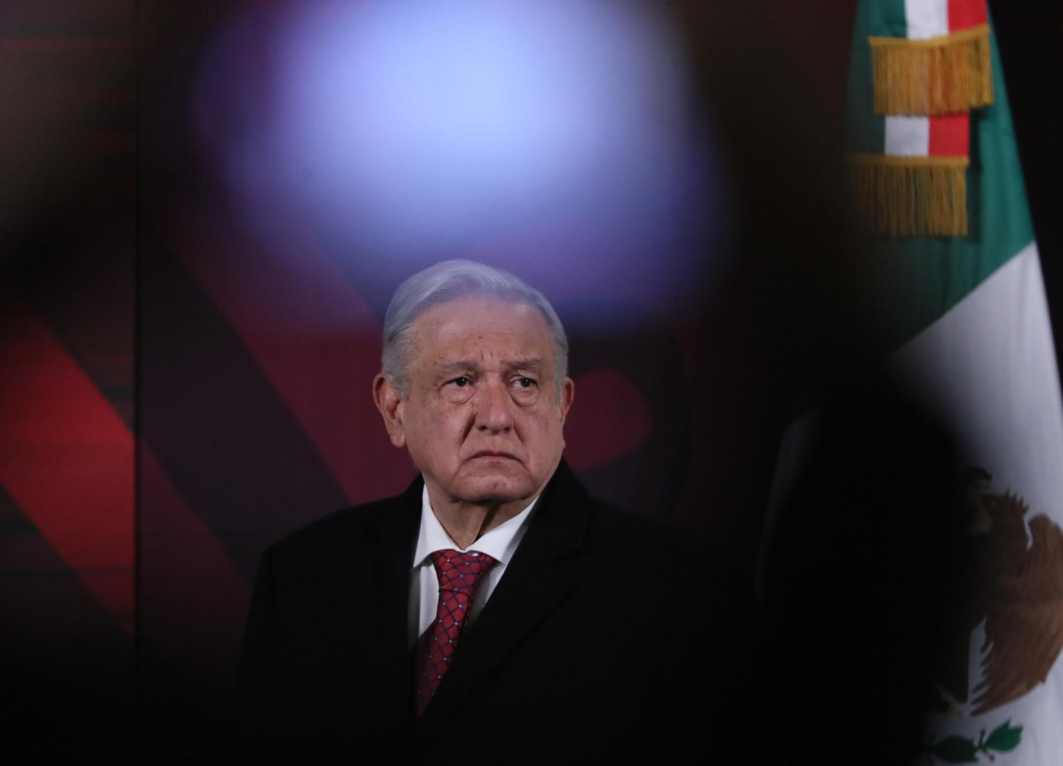 El presidente de México, Andrés Manuel López Obrador, ofrece su conferencia de prensa matutina hoy, en el Palacio Nacional en la Ciudad de México (México). EFE/ Mario Guzmán