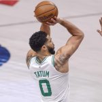 El jugador de los Boston Celtics, Jayson Tatum. EFE/EPA/ADAM DAVIS