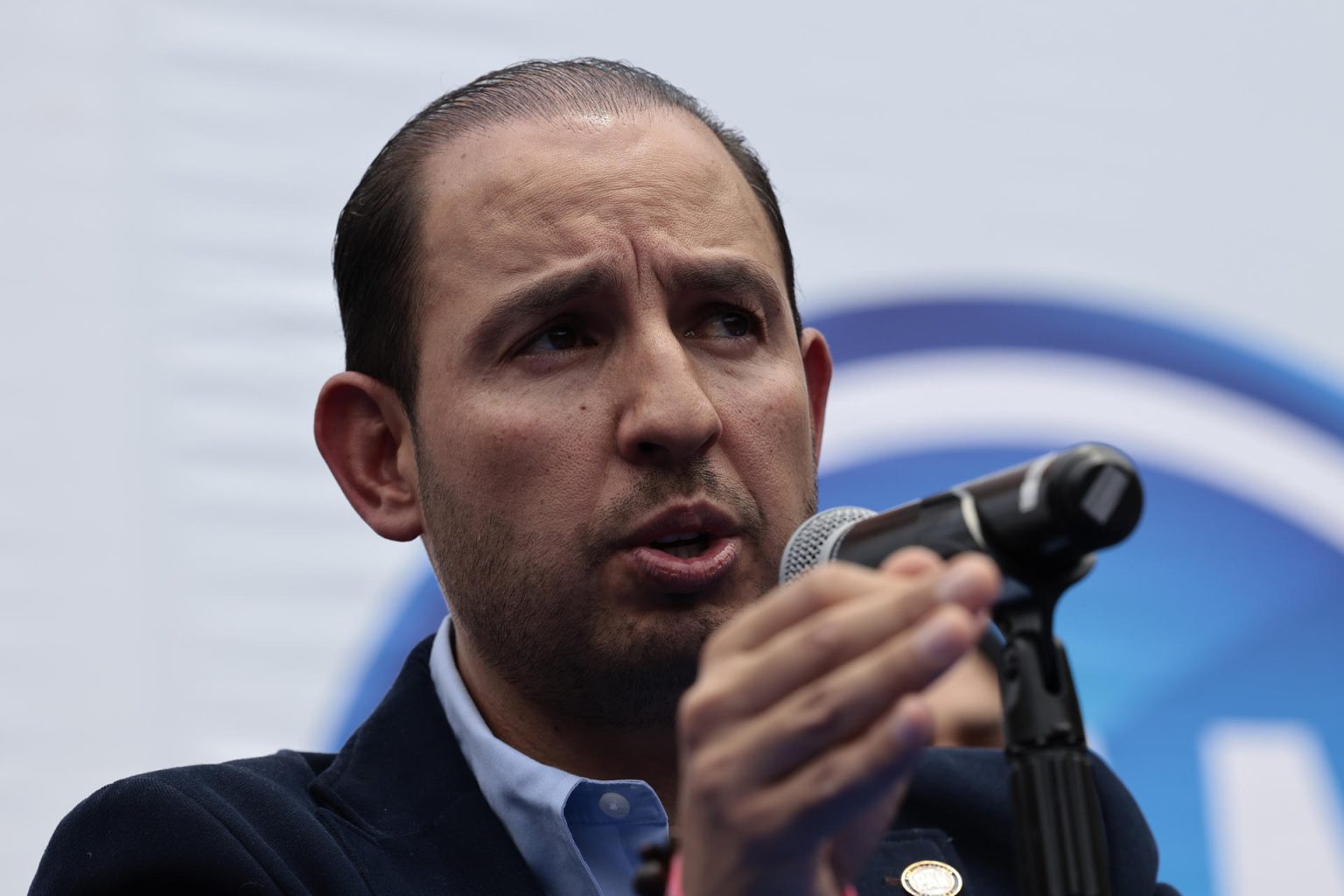 El presidente del Partido Acción Nacional (PAN), Marko Cortés, habla durante una rueda de prensa en Ciudad de México (México). Imagen de archivo. EFE/José Méndez