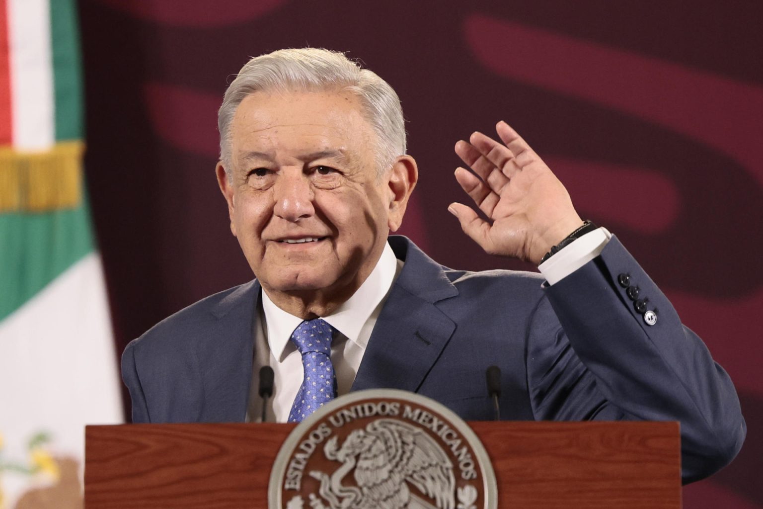 El presidente de México, Andrés Manuel López Obrador, participa durante su conferencia de prensa hoy, en Palacio Nacional de la Ciudad de México (México). EFE/José Méndez