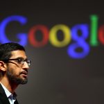 Fotografía de archivo del director ejecutivo de Google, Sundar Pichai. EFE/Toni Albir
SPAIN TECHNOLOGY MWC 2015:Vice President Google and executive responsible for Android, Indian Sundar Pichai, speaks during a conference at the GSM Mobile World Congress (MWC) 2015 at the Fira Gran Via exhibition center in Barcelona, northeastern Spain, 02 March 2015. The MWC 2015 running from 02 to 05 March is the world's largest mobile event. EFE/Toni Albir