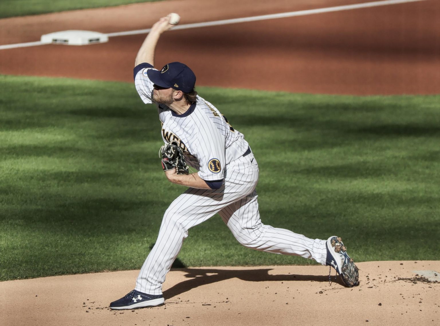 Foto de archivo del jugador Corbin Burnes. EFE/EPA/TANNEN MAURY