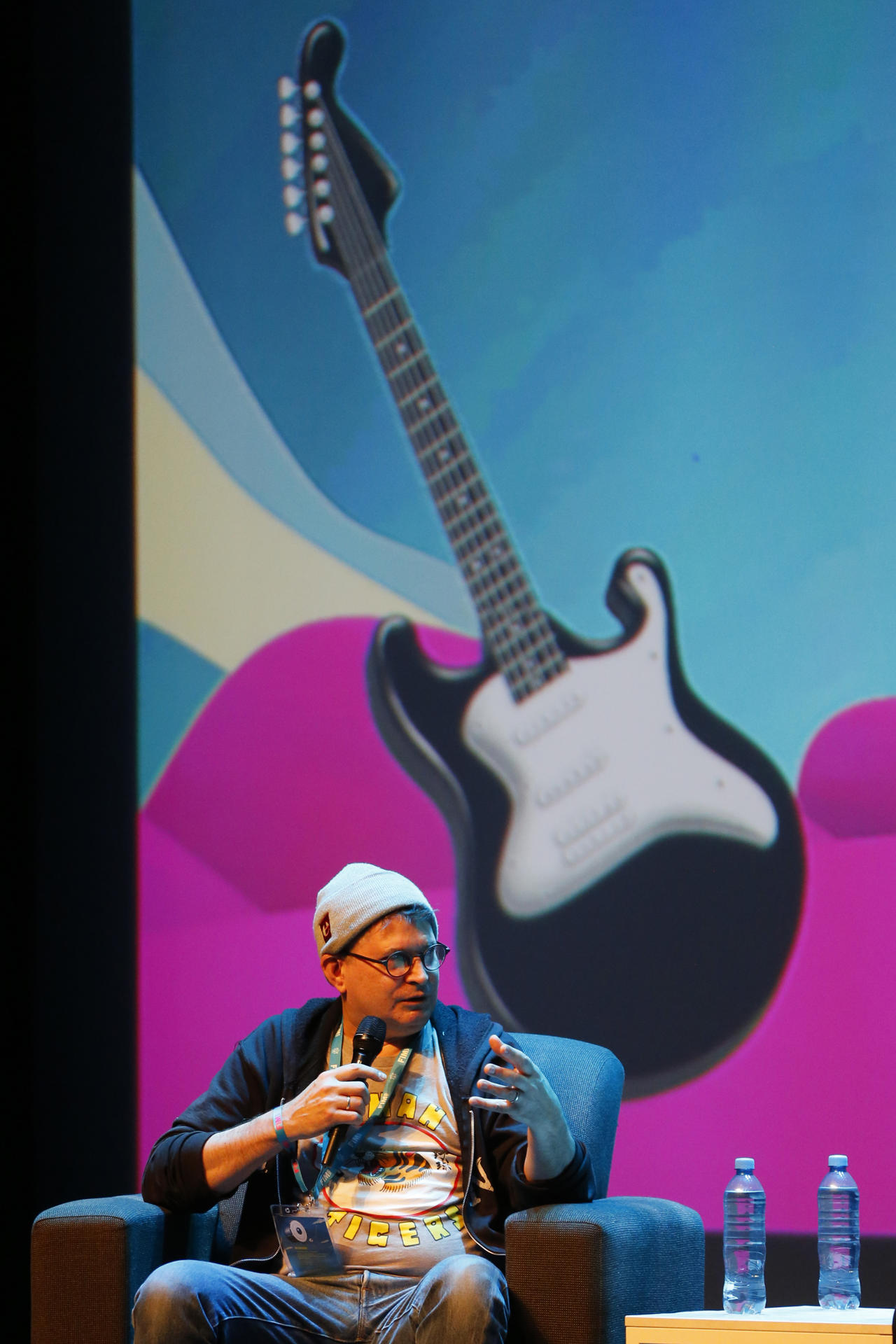 El productor estadounidense Steve Albini participa en un conversatorio este jueves en el marco del Festival Internacional de la Música (FIM), en el Conjunto Santander de Artes Escénicas de Guadalajara (México). EFE/ Francisco Guasco
