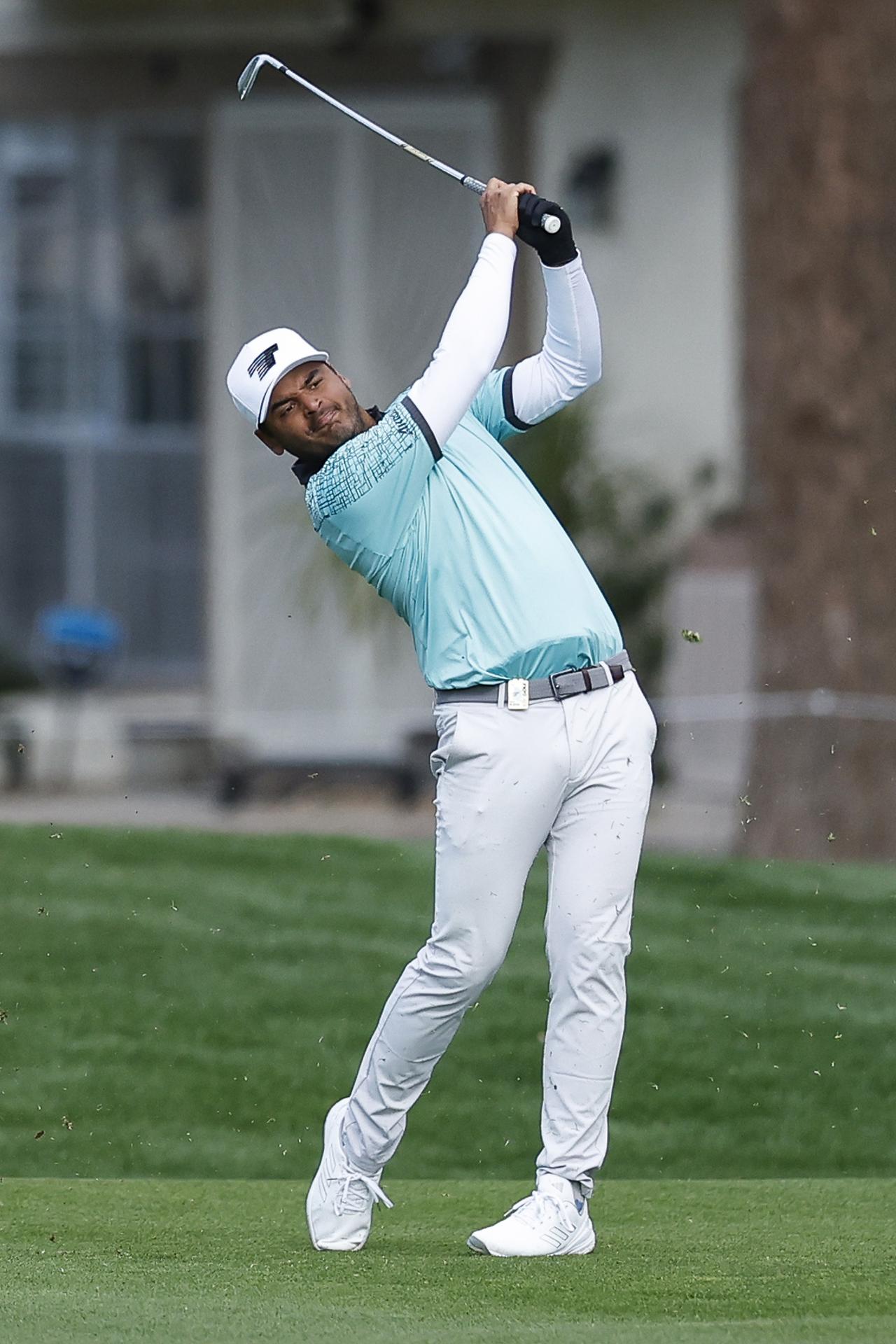 El colombiano Sebastián Munoz en acción durante la primera ronda del LIV Golf Las Vegas, Nevada (EE.UU.), este 8 de febrero de 2024. EFE/EPA/Caroline Brehman
