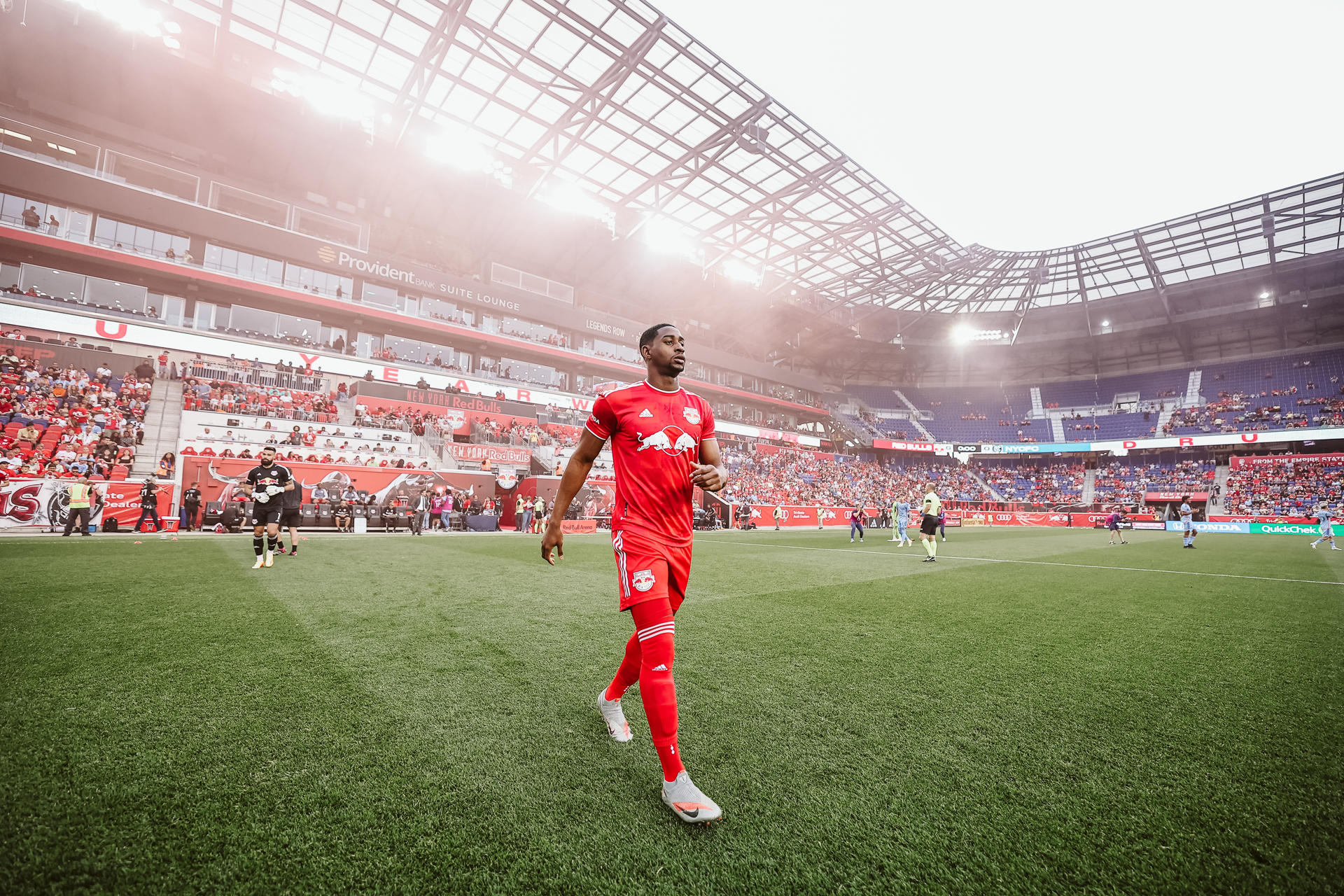 Fotografía cedida por los New York Red Bulls donde aparece su defensa central, Andrés Reyes, natural de Puerto Tejada (Colombia) . EFE/New York Red Bulls
