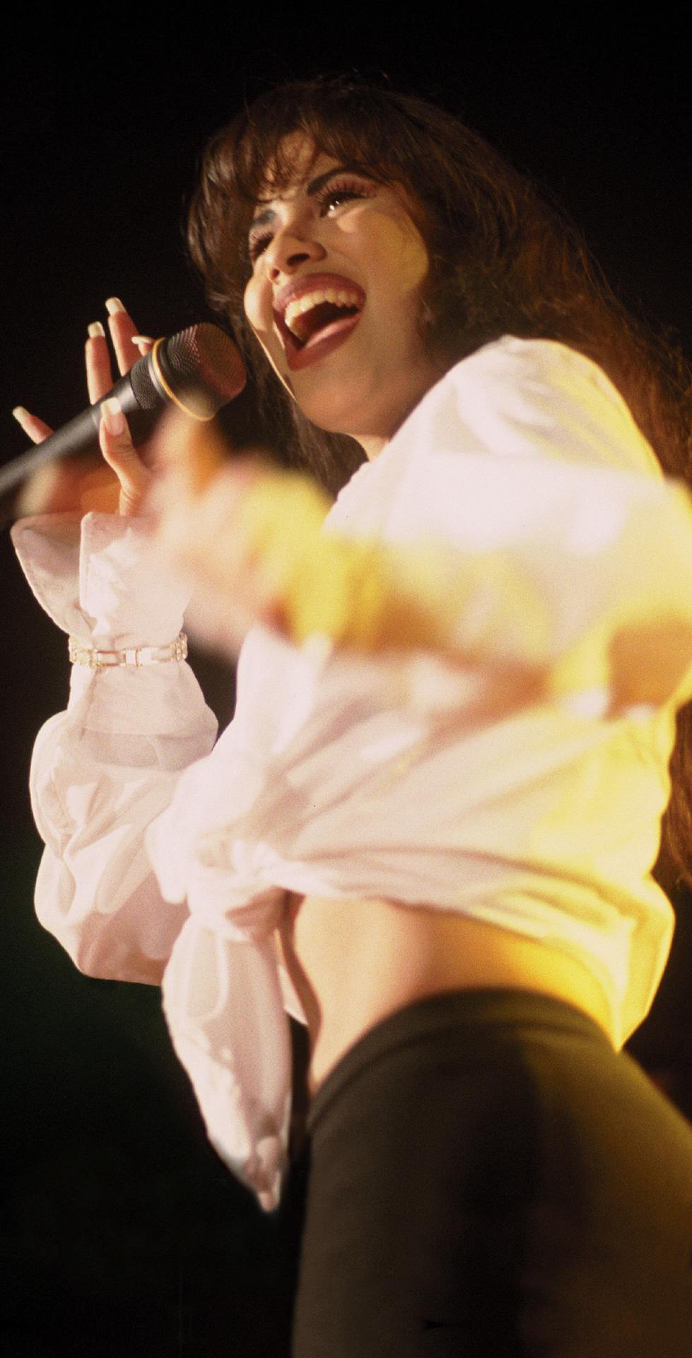 Fotografía de archivo sin fecha de la cantante Selena. EFE