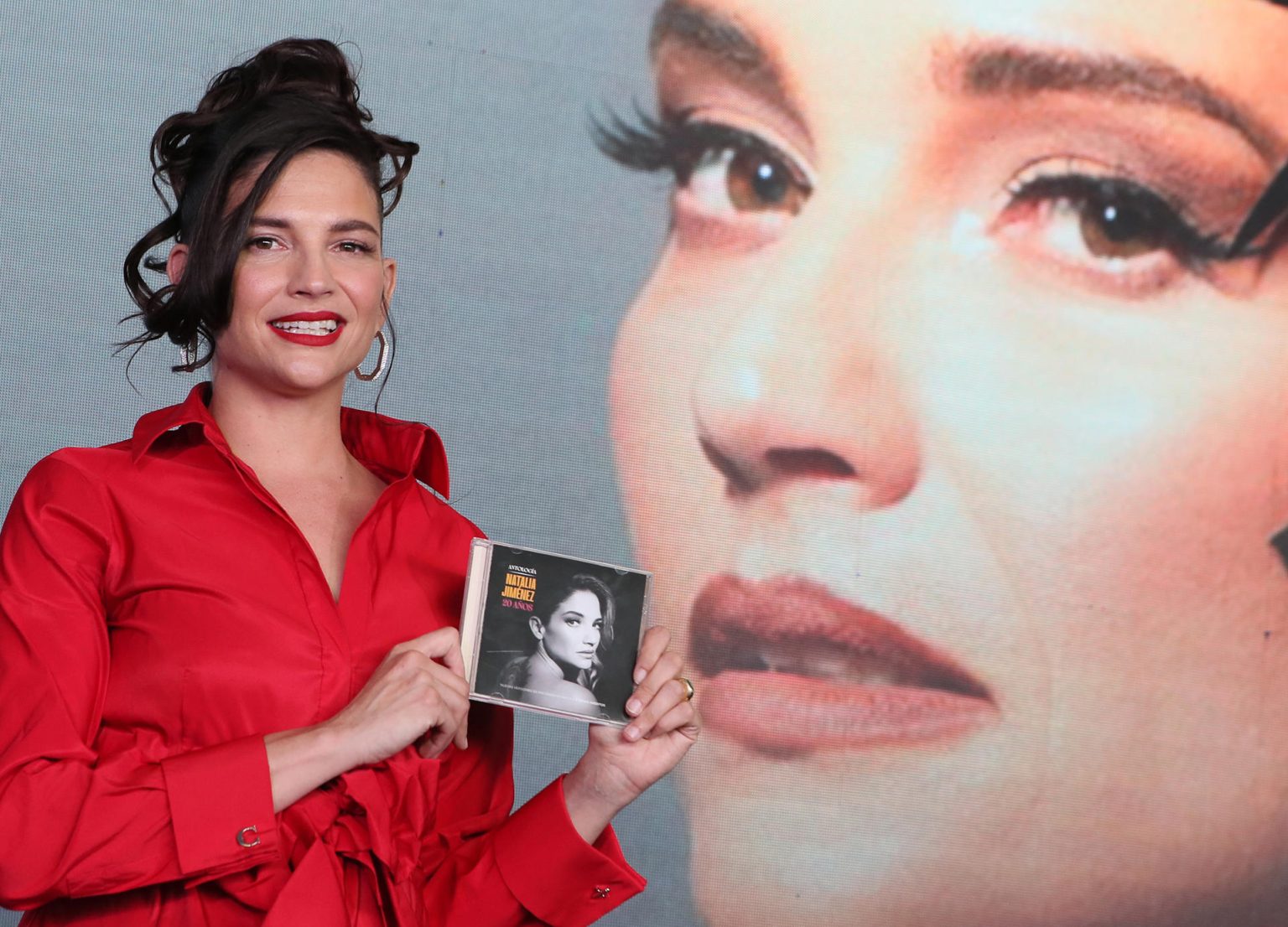 La cantante española Natalia Jiménez posa durante una rueda de prensa este miércoles, en la Arena Ciudad de México (México). EFE/Mario Guzmán