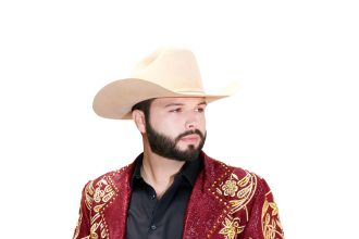 Fotografía cedida por French Toast Agency donde aparece el cantante mexicano Leonardo Aguilar, hijo de Pepe Aguilar, una de las figuras más icónicas de la canción mexicana. EFE/ French Toast Agency / SOLO USO EDITORIAL/ SOLO DISPONIBLE PARA ILUSTRAR LA NOTICIA QUE ACOMPAÑA (CRÉDITO OBLIGATORIO)