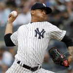 Fotografía de archivo en la que se registró al nicaragüense Jonathan Loaisiga, lanzador de los Yanquis de Nueva York, durante un partido de la MLB, en el Yankee Stadium, en Nueva York (NY, EE.UU.). EFE/Jason Szenes