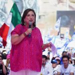 Fotografía cedida este domingo por Xóchitl Gálvez Prensa donde se observa a la candidata presidencia del frente opositor Fuerza y Corazón por México, Xóchitl Gálvez, durante su participación en un acto público en la ciudad de Querétaro (México). EFE/ Xóchitl Gálvez Prensa /SOLO USO EDITORIAL/SOLO DISPONIBLE PARA ILUSTRAR LA NOTICIA QUE ACOMPAÑA (CRÉDITO OBLIGATORIO)