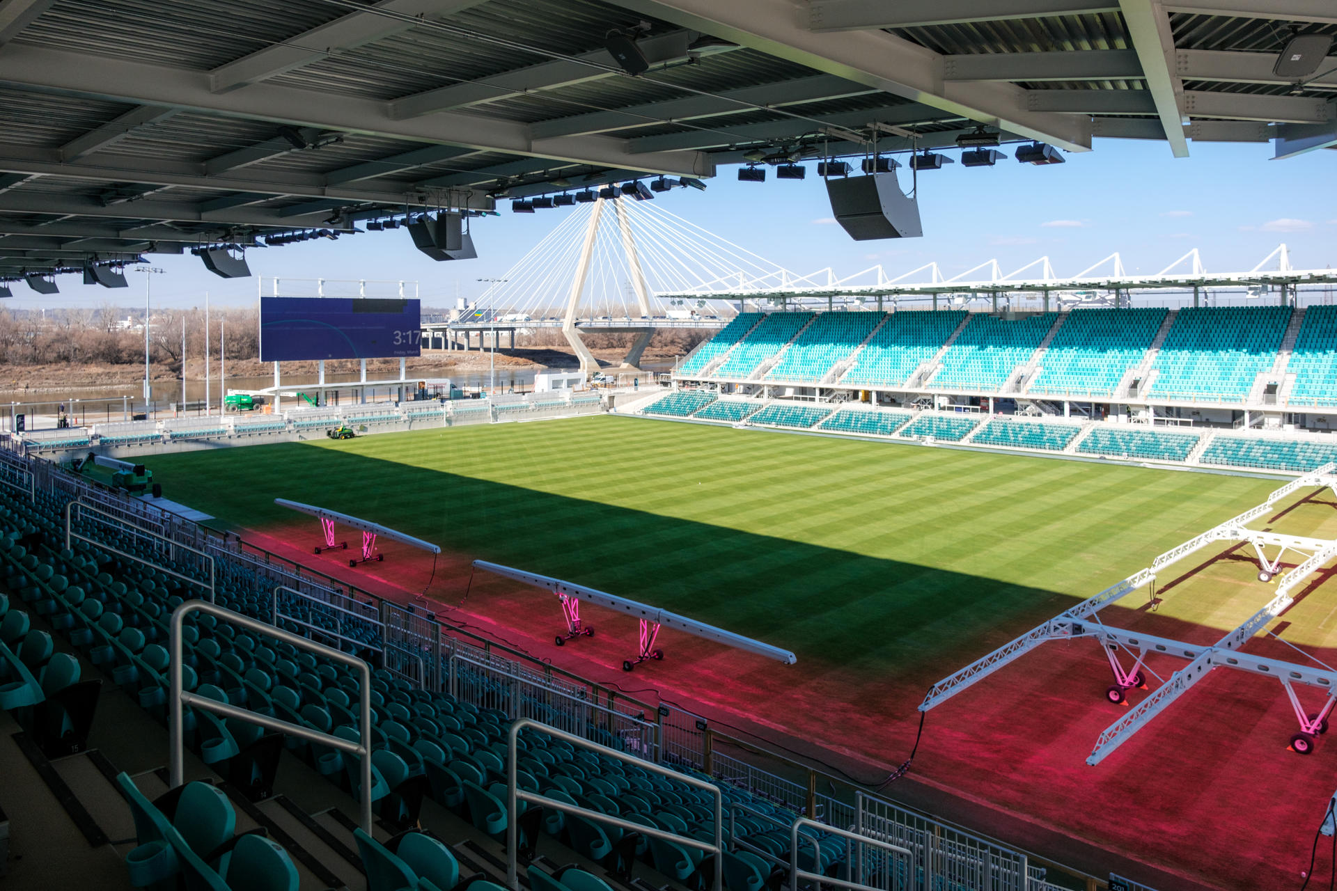 Vista general del CPKC Stadium de Kansas City, que abre una nueva época en el fútbol. Las Current, equipo de la NWSL, estrenan el primer estadio únicamente dedicado al ‘soccer’ femenino. EFE/Kansas City Current.
