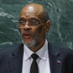 Fotografía de archivo fechada el 22 de septiembre de 2023 del Primer Ministro de Haití, Ariel Henry, durante el 78º período de sesiones de la Asamblea General de las Naciones Unidas en la Sede de las Naciones Unidas en Nueva York (EE. UU).  primer ministro Ariel Henry, un prestigioso neurocirujano que asumió hace 30 meses la jefatura de Gobierno en Haití, no ha podido poner freno a la grave crisis en la empobrecida nación, azotada aún más desde el jueves pasado por la violencia extrema de las bandas, sin que por el momento se conozca su paradero. EFE/ Sarah Yenesel NO SALES EPA ZONE