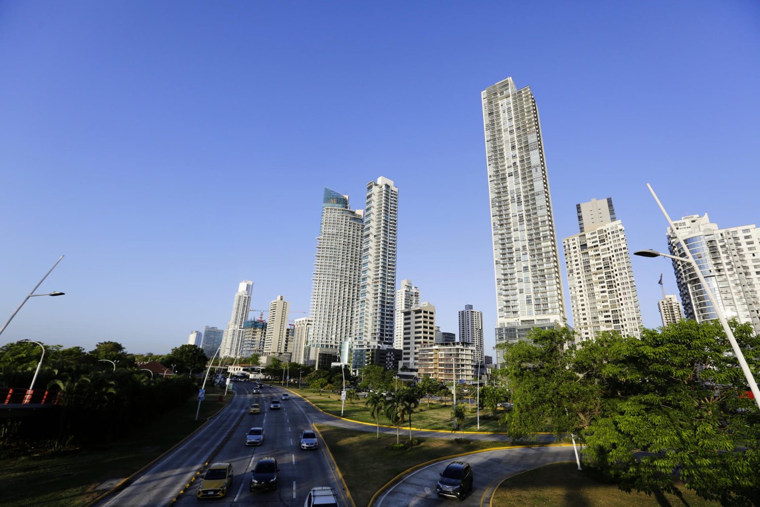 Vista general este martes de la Ciudad de Panamá (Panamá). EFE/ Carlos Lemos