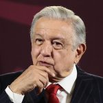 El presidente de México, Andrés Manuel López Obrador, participa durante su conferencia de prensa matutina este martes en Palacio Nacional de la Ciudad de México (México). EFE/José Méndez