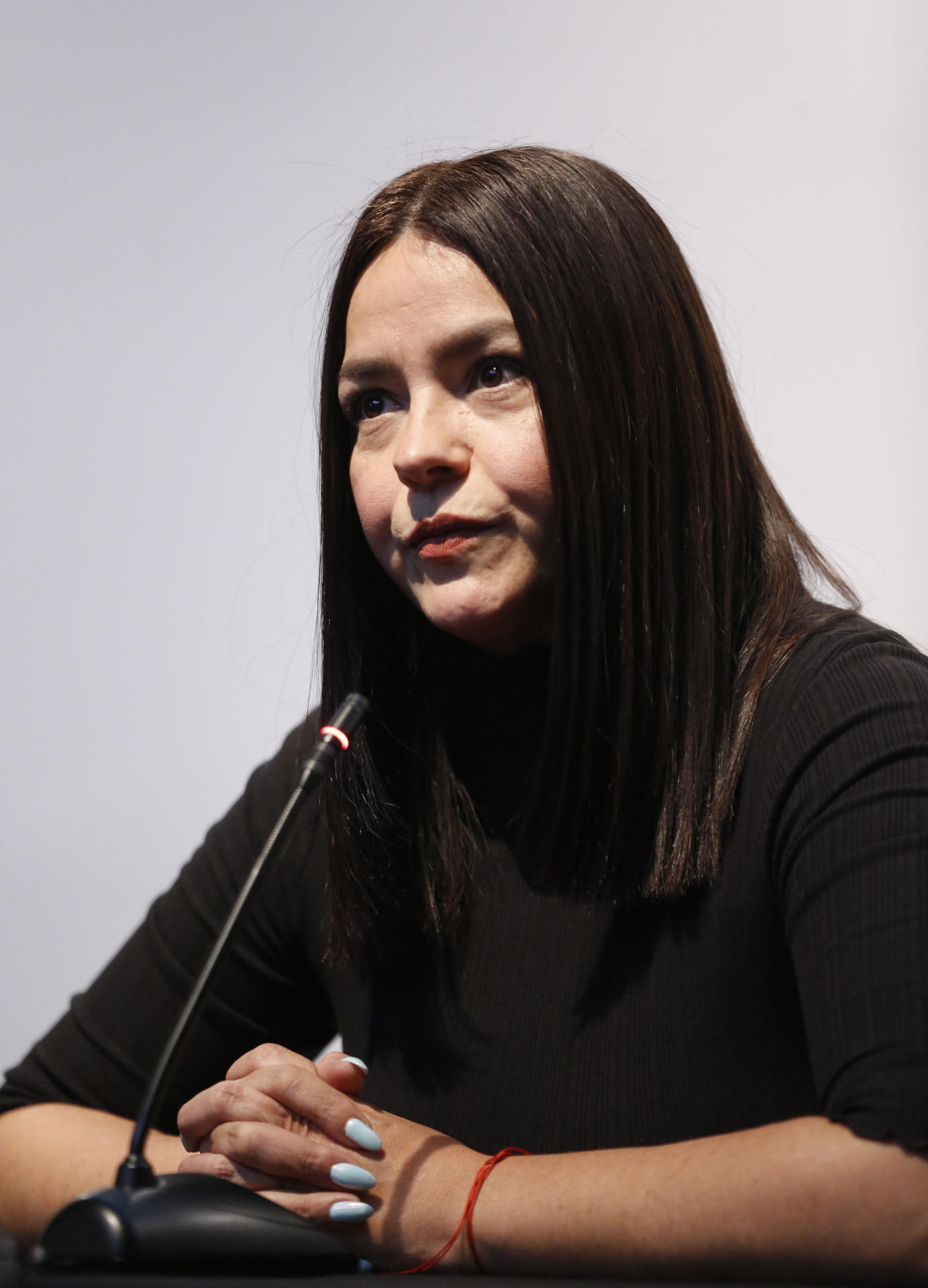 La artista impulsora del proyecto 'Medusa', Angélica Barba, participa durante una rueda de prensa este viernes, en la ciudad de Guadalajara, en Jalisco (México). EFE/ Francisco Guasco
