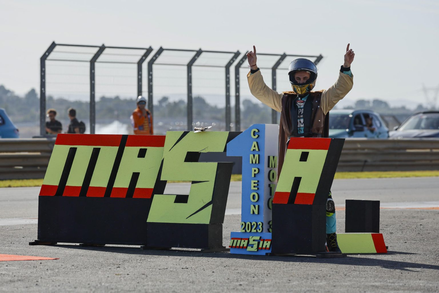 El piloto español de Moto 3 y campeón del mundo de la categoría, Jaume Masià (5, Leopard Racing), en una imagen de archivo de la pasada temporada. EFE/ Biel Aliño