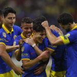 Jugadores de América celebran la segunda anotación de Alejandro Zendejas (c). Imagen de archivo. EFE/ Francisco Guasco