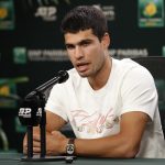 El tenista español Carlos Alcaraz fue registrado el pasado 6 de marzo, durante una rueda de prensa del Abierto de Indian Wells, en Indian Wells (California, EE.UU.) EFE/John G. Mabanglo