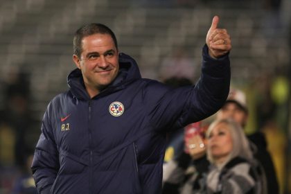 Fotografía de archivo en al que se registró al director técnico del club mexicano de fútbol América, André Jardine, en el estadio Cotton Bowl, en Dallas (Texas, EE.UU.). EFE/Carlos Ramírez