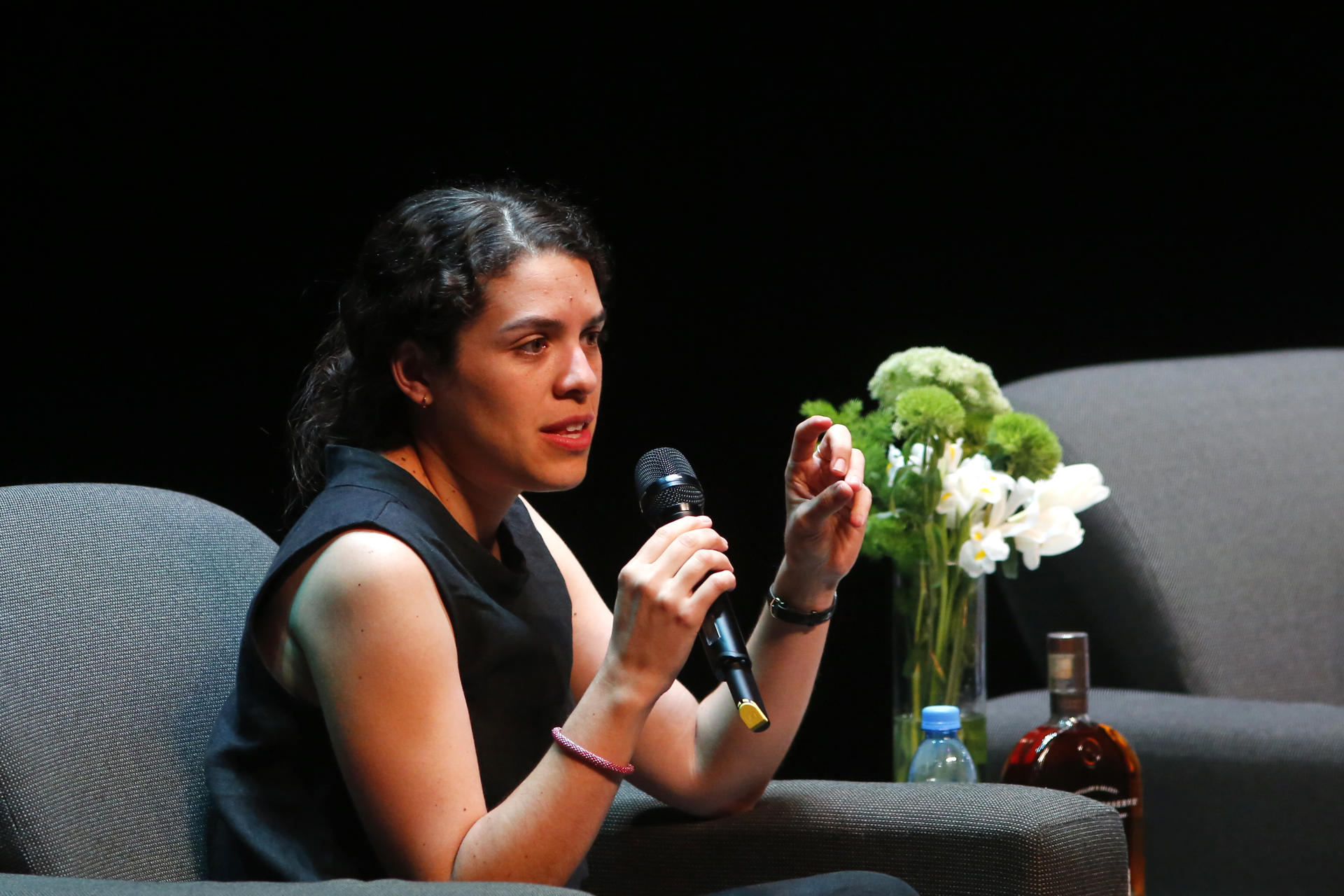 La productora de cine Eréndira Núñez, participa en el panel “Producción Iberoamericana: La perspectiva femenina”, este domingo durante el Festival Internacional de Cine de Guadalajara, Jalisco (México). EFE/Francisco Guasco
