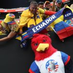 Aficionados ecuatorianos tiñeron este miércoles de amarillo gran parte de las 65.00 asientos del Allegiant Stadium de Las Vegas (Nevada) para el crucial partido de la Tri frente a Jamaica de la segunda jornada de la fase de grupos de la Copa América. EFE/EPA/CAROLINE BREHMAN