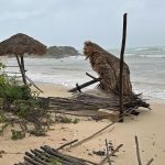 Fotografía donde se observa la entrada del huracán Berly, este viernes al municipio de Felipe Carrillo Puerto en Quintana Roo (México). EFE/Alonso Cupul