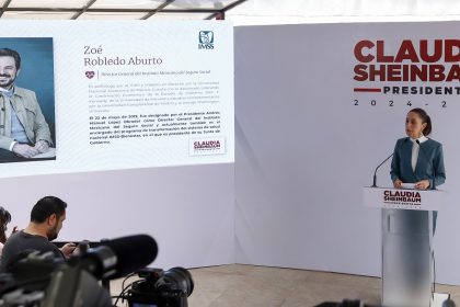 La presidenta electa de México, Claudia Sheinbaum, habla durante la ratificación de Zoé Robledo como director general del Instituto Mexicano del Seguro Social (IMSS), en una rueda de prensa este jueves, en la Ciudad de México (México). EFE/Mario Guzmán