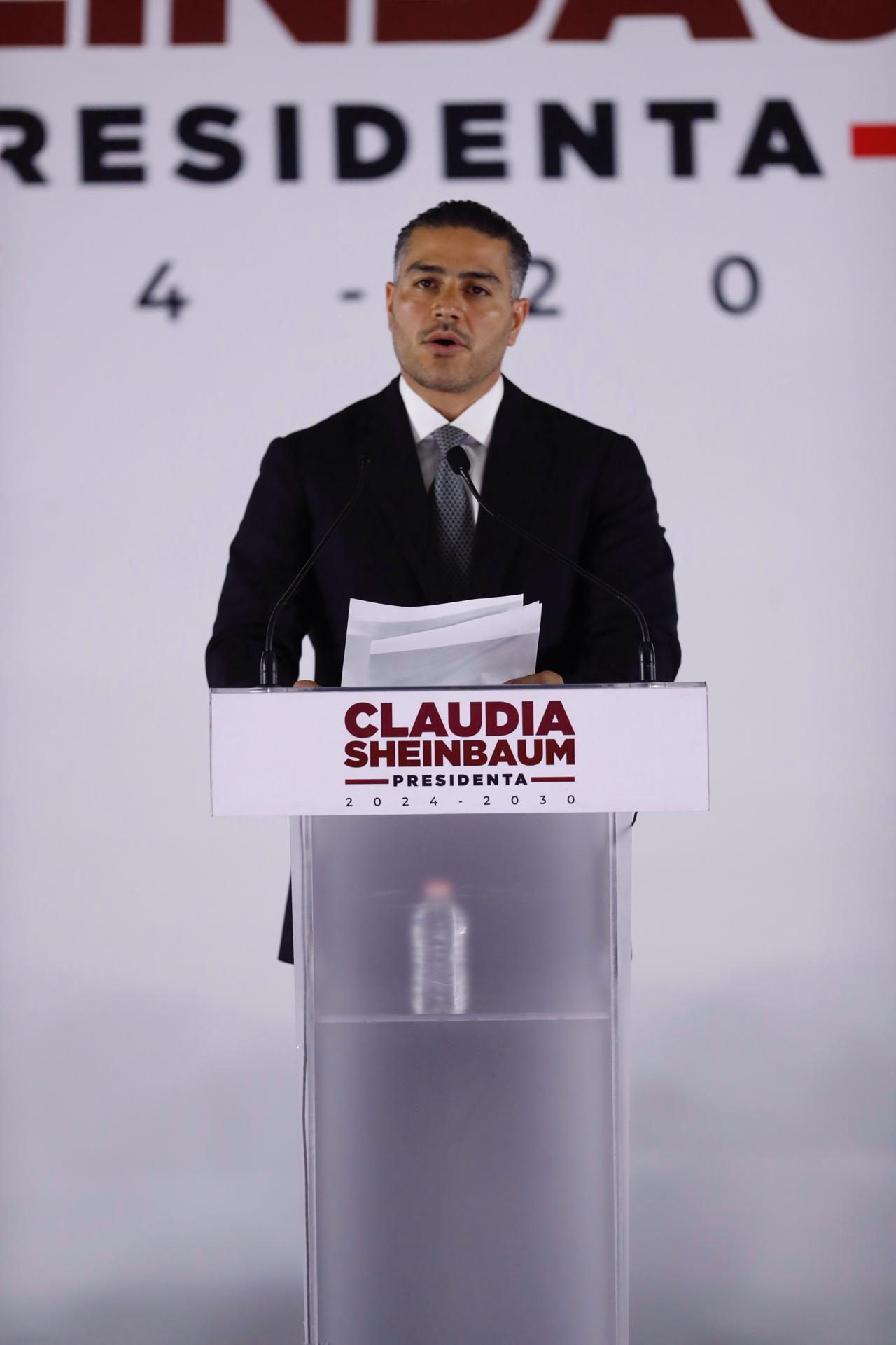 Omar García Harfuch participa durante la presentación del gabinete de la presidenta electa Claudia Sheinbaum este jueves, en Ciudad de México (México). EFE/Sáshenka Gutiérrez
