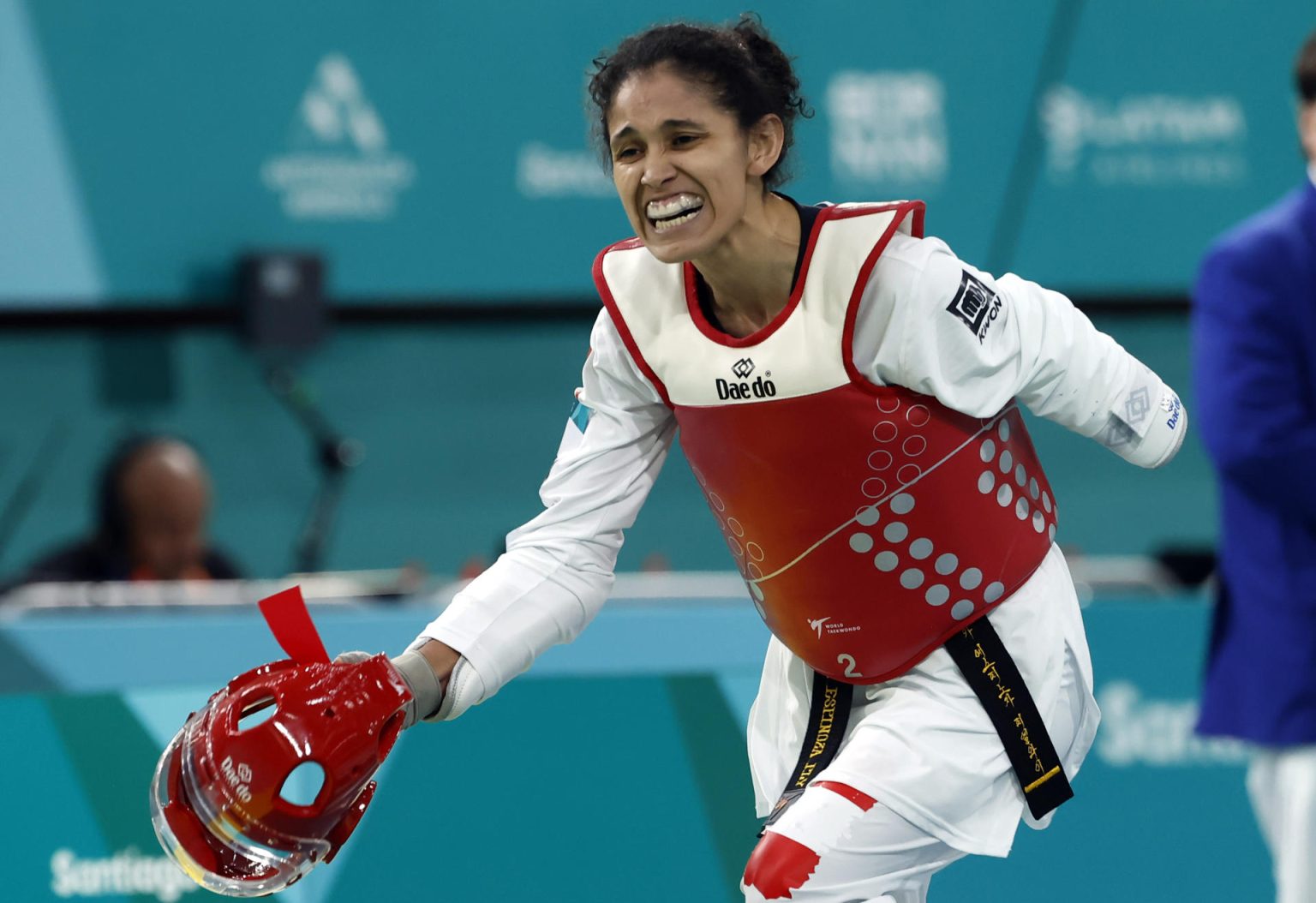 Fotografía de archivo en la que se registró a la taekwondista peruana Leonor Angélica Espinoza, quien ganó la medalla de oro de los Juegos Paralímpicos de París 2024 en la categoría k44 de -47 kilos. EFE/Elvis González