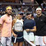 Los tenistas Stefanos Tsitsipas, Paula Badosa, Amanda Anisimova y Taylor Fritz participaron este martes en la primera edición del 'US Open Mixed Madness' del Abierto de Estados Unidos en Flushing, Nueva York. EFE/Dustin Satloff/USTA/ SOLO USO EDITORIAL)