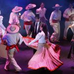 Artistas y músicos homenajearon al muralista José Clemente Orozco, en el marco del 31 Encuentro Internacional del Mariachi y la Charrería este martes, en la ciudad de Guadalajara, Jalisco (México). EFE/ Francisco Guasco