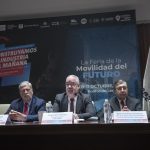 Desde la izquierda, el subsecretario de Desarrollo Sustentable Económico de Guanajuato, Luis Andrés Pérez; el presidente de Industria Nacional de Autopartes (INA), Francisco González; el director de la Confederación de Cámaras Industriales (Concamin), Alejandro Gómez; el jefe de la Oficina de la Presidencia del Consejo Coordinador Empresarial, Manuel Pérez Cárdenas; y el director del Consejo de Administración de Italian German Exhibition Company Canada/México, Bernd Rohde, durante una rueda de prensa en Ciudad de México (México). EFE/ Isaac Esquivel