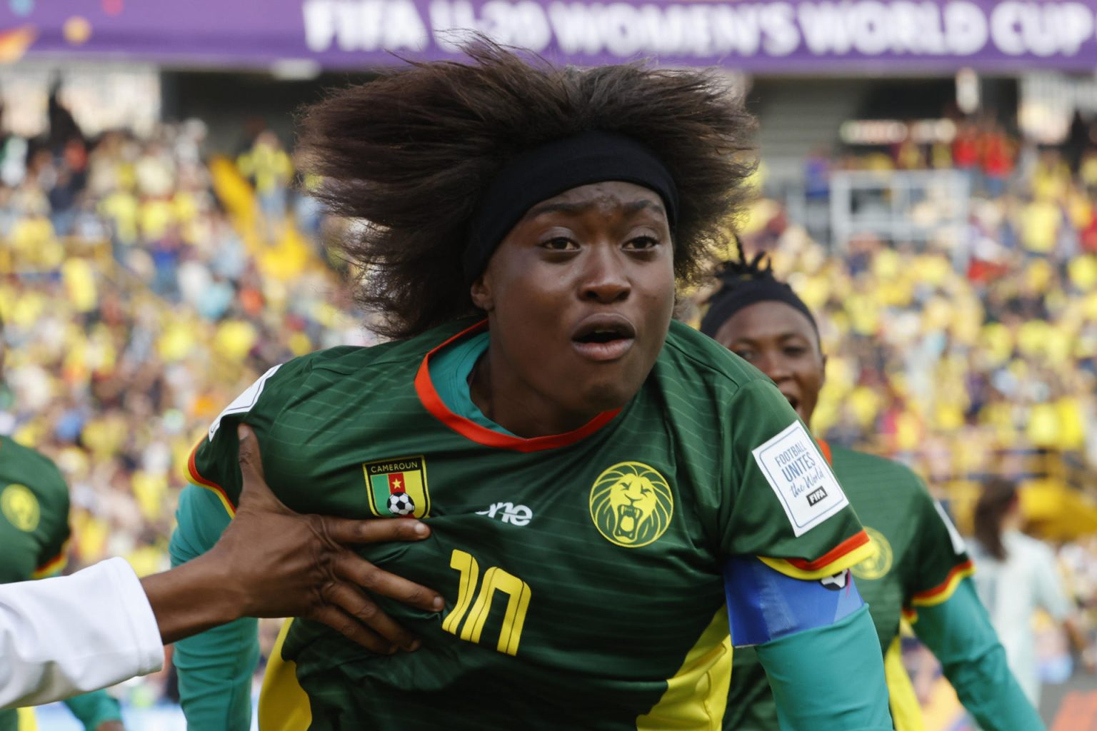 Nicole Ndjock Pouhe de Camerún celebra un gol en un partido del grupo A de la Copa Mundial Femenina sub-20. EFE/ Mauricio Dueñas Castañeda