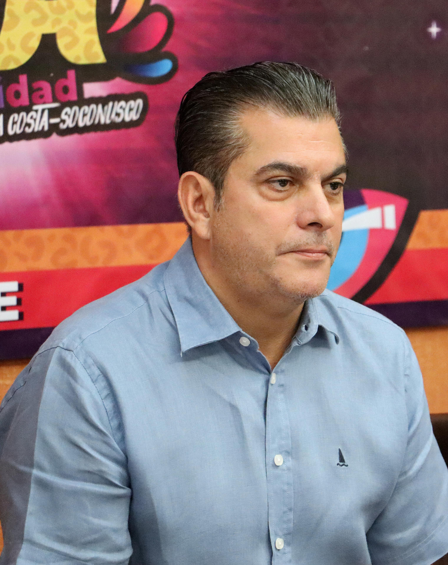 El alcalde electo de Tapachula, Aarón Yamil Melgar, habla durante una entrevista con EFE este jueves, en el municipio de Tapachula (México). EFE/ Juan Manuel Blanco
