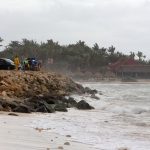 Personal de Protección Civil, Ejercito Mexicano y Policías del Estado realizan rondas de vigilancia, en playas de Tulum en Quintana Roo (México). Imagen de archivo. EFE/Alonso Cupul