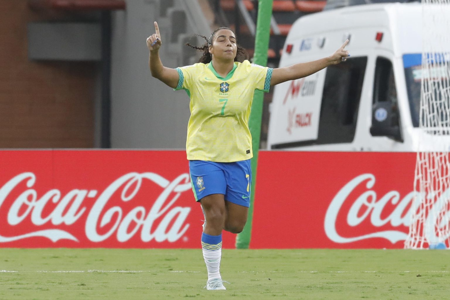 Natália Vendito, la delantera sensación de Brasil que lidera con cinco tantos a las goleadoras en el Mundial Femenino sub-20. EFE/ Luis Eduardo Noriega Arboleda