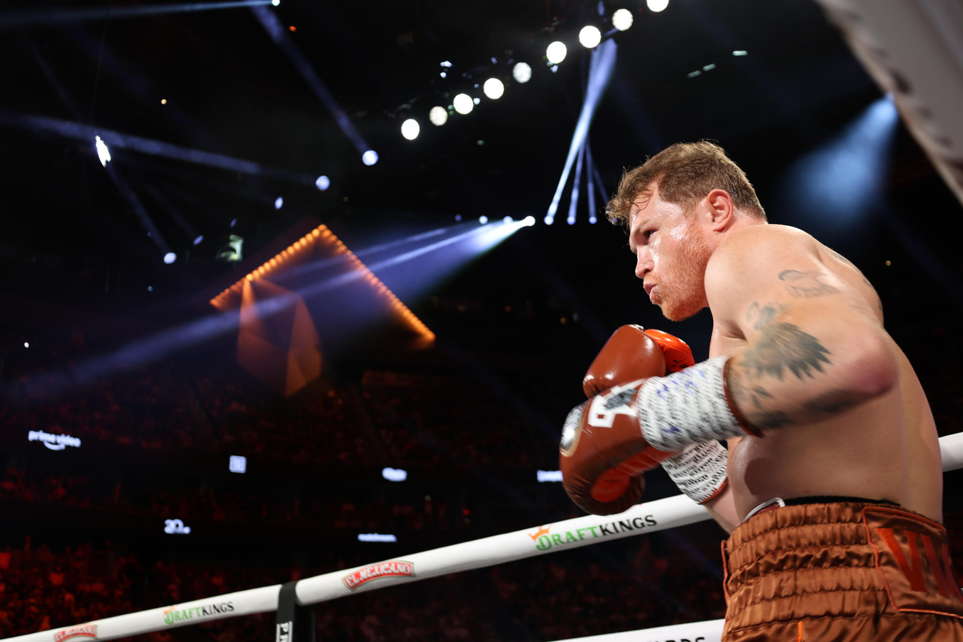 Saúl 'Canelo' Álvarez, campeón mundial, durante su combate de este sábado en Las Vegas (Estados Unidos). EFE/ Octavio Guzmán
