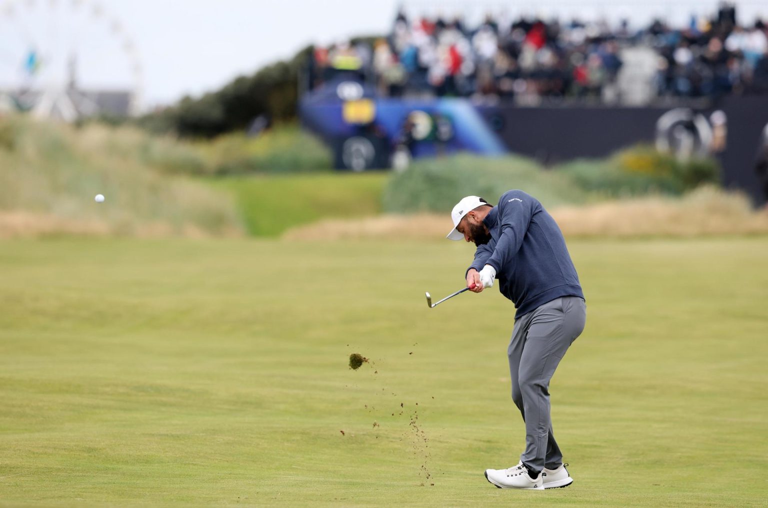 Fotografía de archivo del español Jon Rahm, quien conquistó este domingo el título del LIV Golf 2024, tras ganar en Chicago el último torneo de la temporada a nivel individual. EFE/EPA/ROBERT PERRY