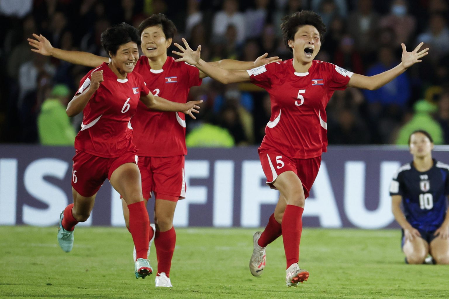 Jugadoras de Corea del Norte celebran al ganar la Copa Mundial Femenina sub-20. EFE/ Mauricio Dueñas Castañeda