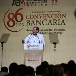 El presidente entrante de la Asociación de Bancos de México (ABM), Julio Carranza, habla en la 86 Convención Bancaria en la ciudad de Mérida, estado de Yucatán (México). Archivo. EFE/Lorenzo Hernández