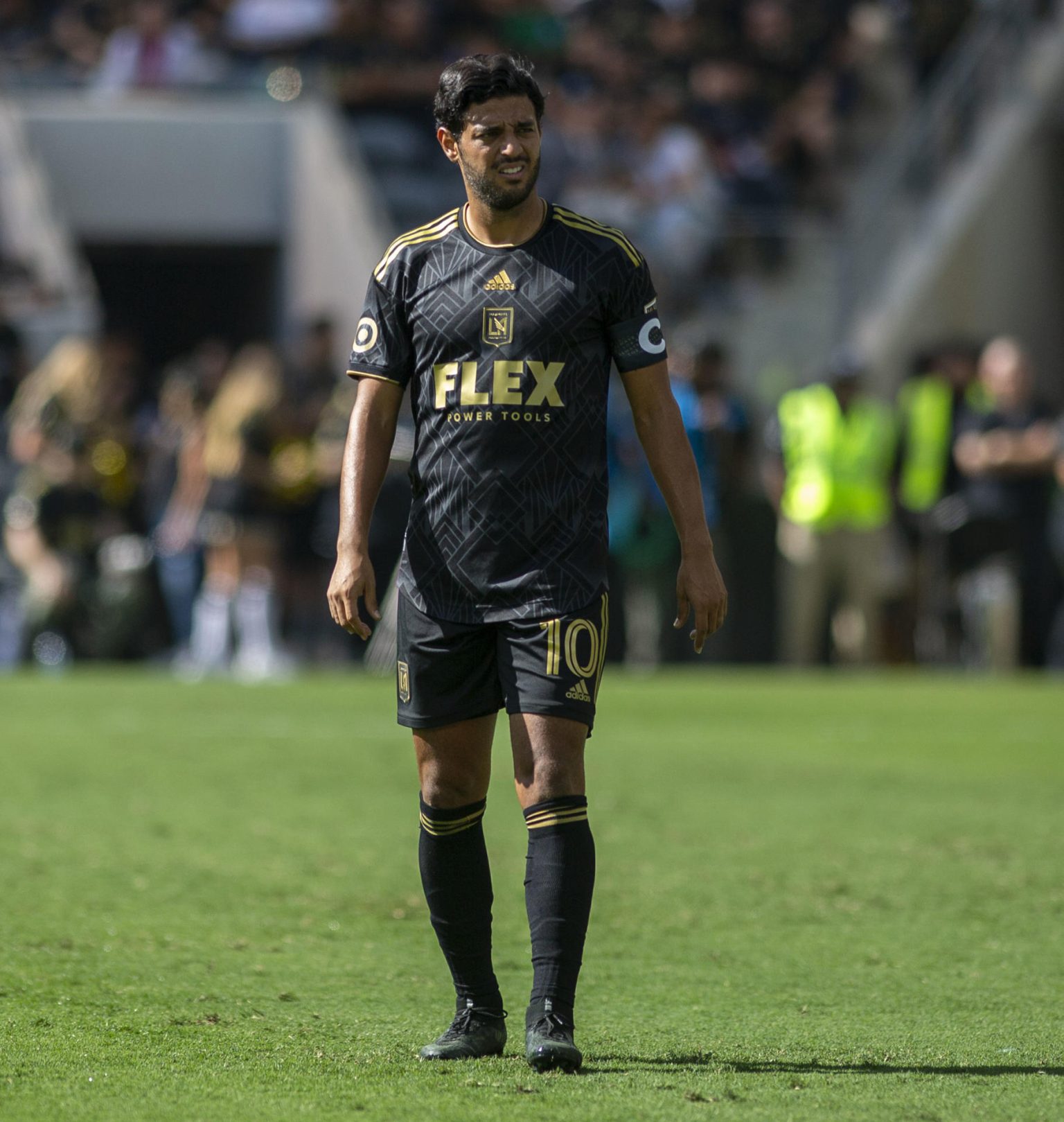 Fotografía de archivo del mexicano Carlos Vela como jugador de Los Angeles FC, el equipo de la MLS al que ha vuelta este lunes. EFE/ Armando Arorizo