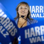 Fotografía de archivo del 3 de septiembre de 2024 de la directora de campaña de Harris-Walz, Julie Chávez Rodríguez, hablando durante un evento en Boynton Beach, Florida (Estados Unidos). EFE/ Cristobal Herrera-ulashkevich