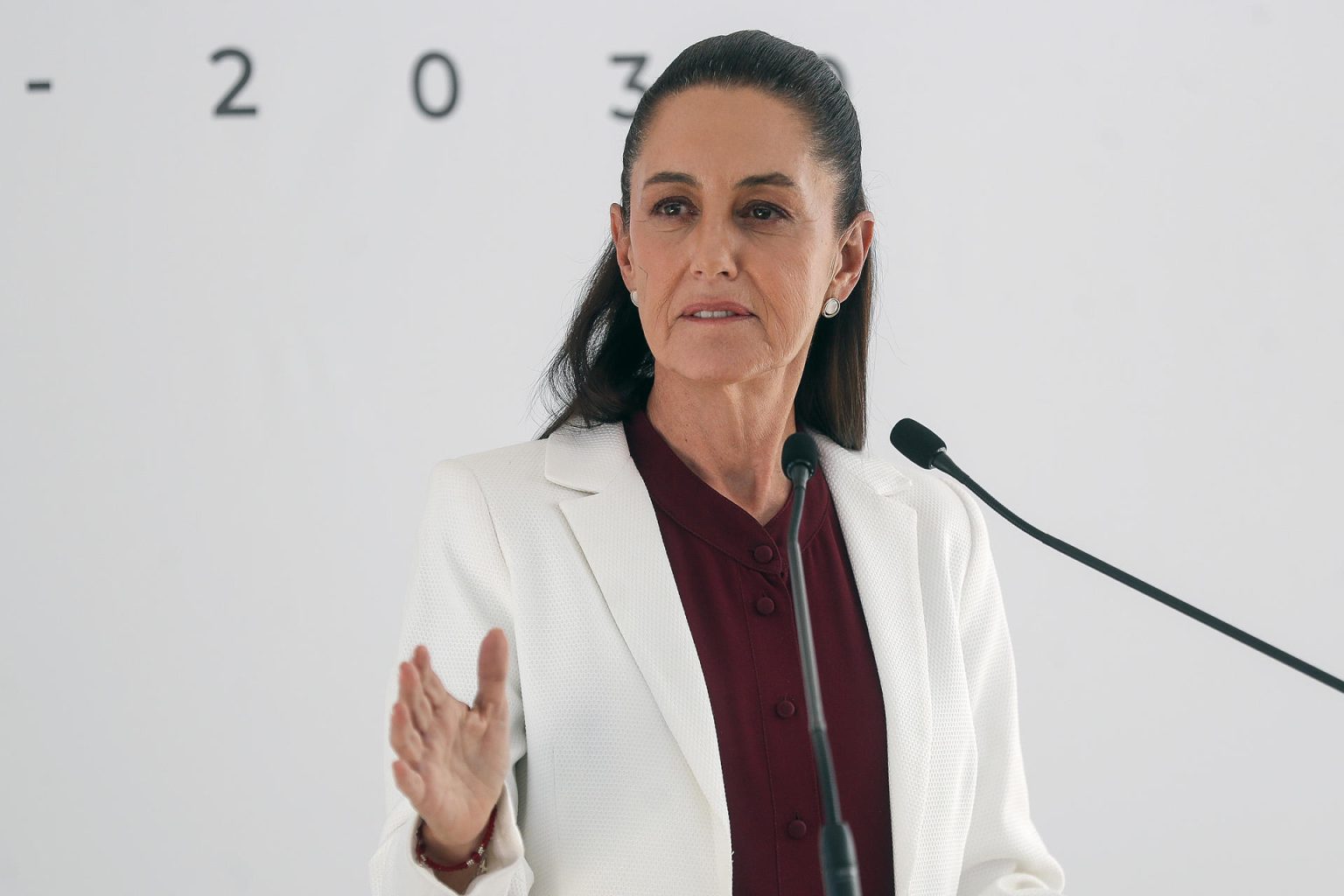 La presidenta electa de México, Claudia Sheinbaum Pardo habla durante una conferencia de prensa en la Ciudad de México (México). Archivo. EFE/Isaac Esquivel