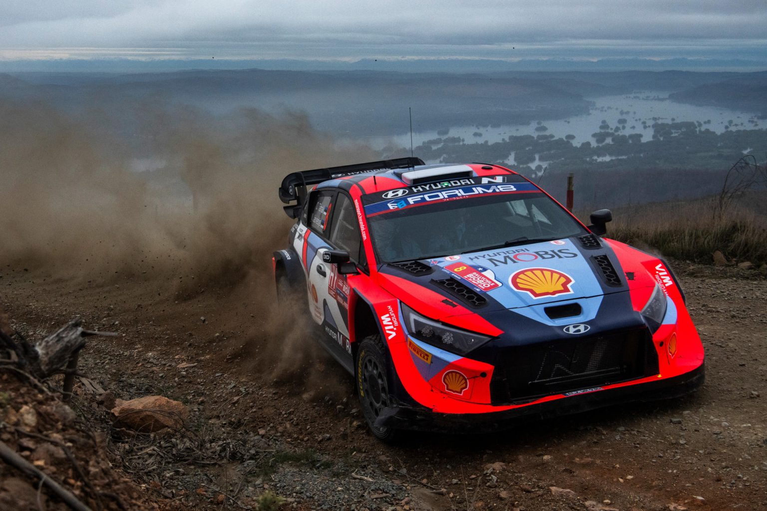 Fotografía cedida por Grupo de contenidos de Jaanus Ree/Red Bull, de la travesía de este sábado en la ciudad chilena de Concepción del Campeonato Mundial de Rallyes. EFE/ Jaanus Ree/Red Bull /SOLO USO EDITORIAL)